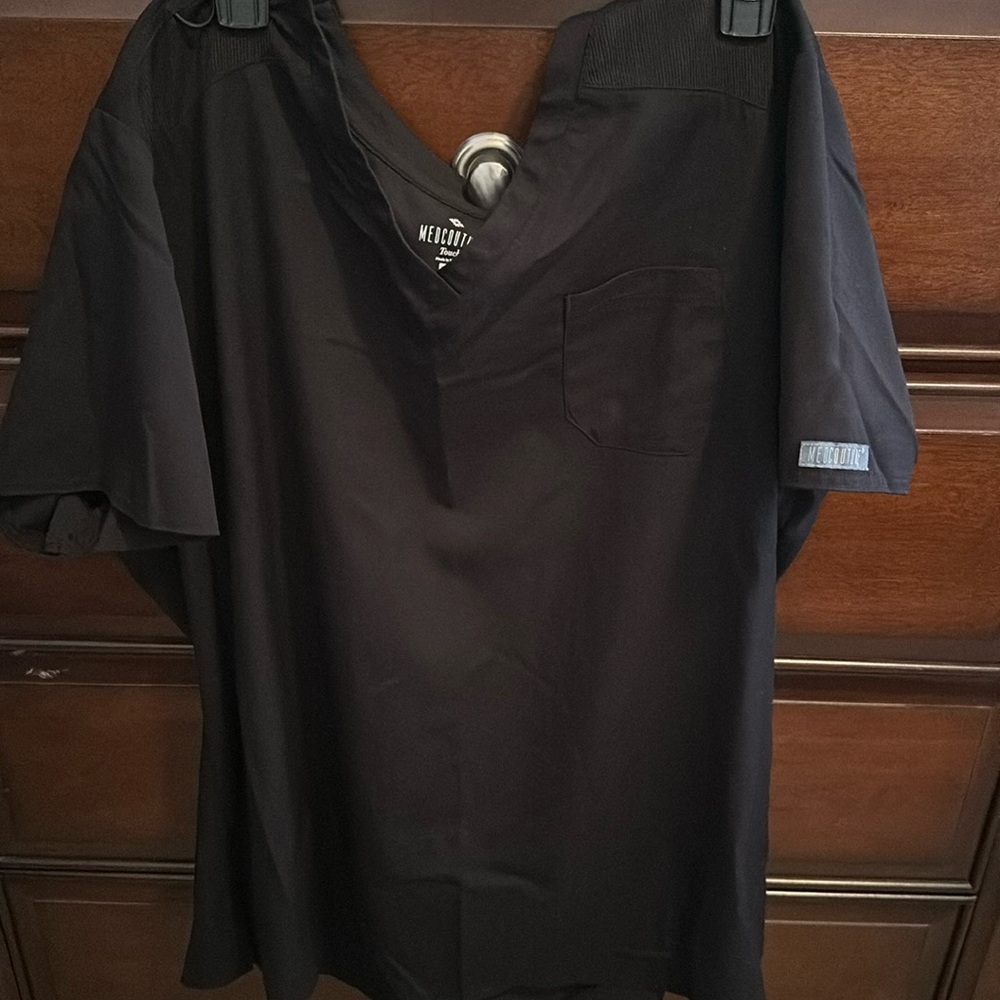 Medcouture Black scrub top